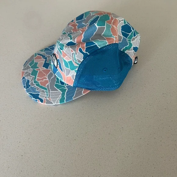 The North Face Women’s Camp Patterned Cap - Picture 3 of 7